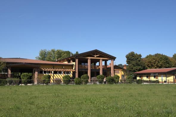 Agriturismo Monsereno Horses Imbersago Zewnętrze zdjęcie